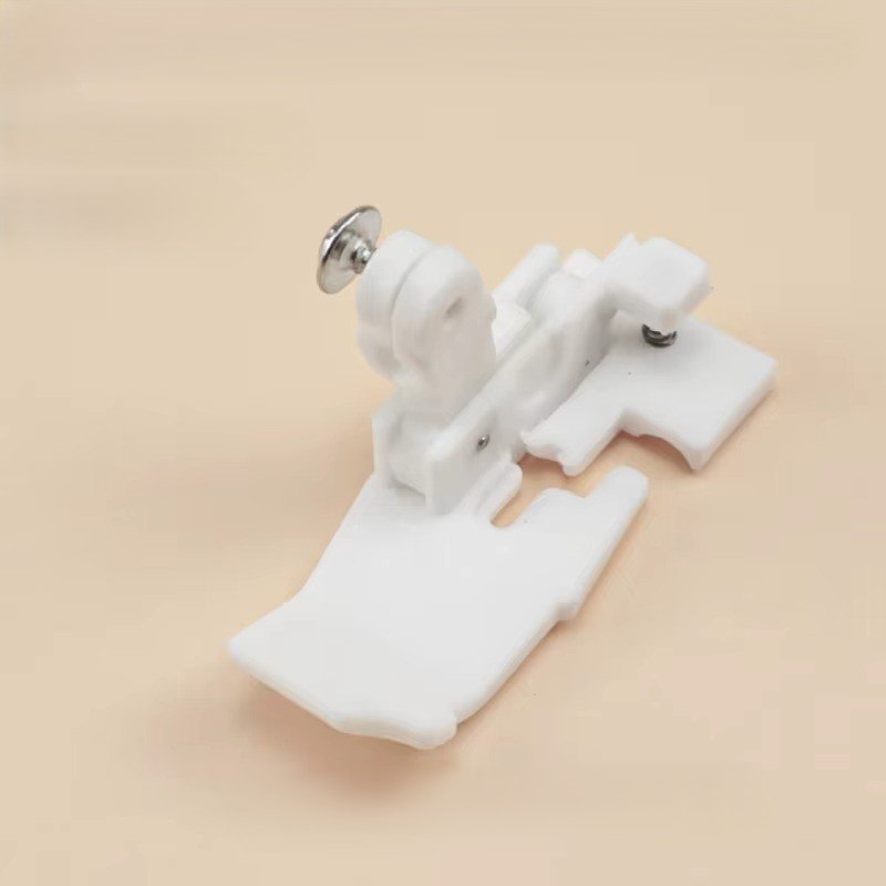 H88083519520940fd8345e79f67f8f5c06 Pied de Biche SURJET PLASTIQUE 05FIL - الصورة 1