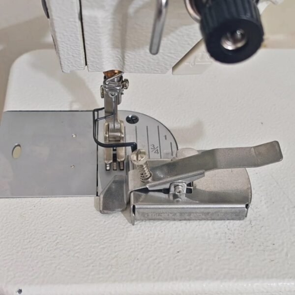 Guide de Couture Magnétique Avec Pince B